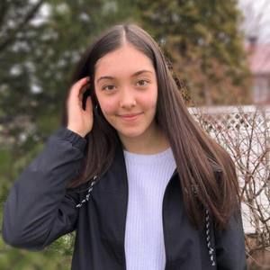 Meet your Posher, Léanne